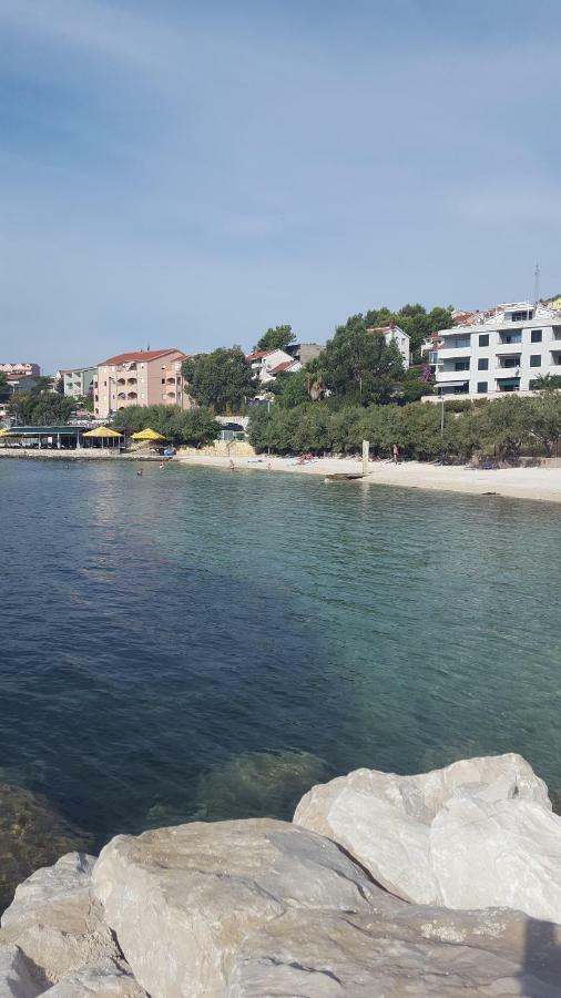 Apartman Relax Apartment Марина Екстериор снимка